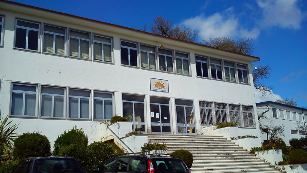 Externato de Albergaria dos Doze