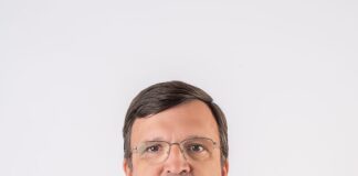 HIC ET NUNC | Um dia a casa vem abaixo
