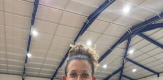 Árbitra de basquetebol pombalense destaca-se na exibição de cartões brancos